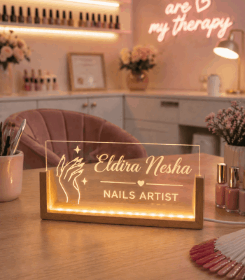 plexiglass led i personalizuar per nails artist me emer, per qender estetike